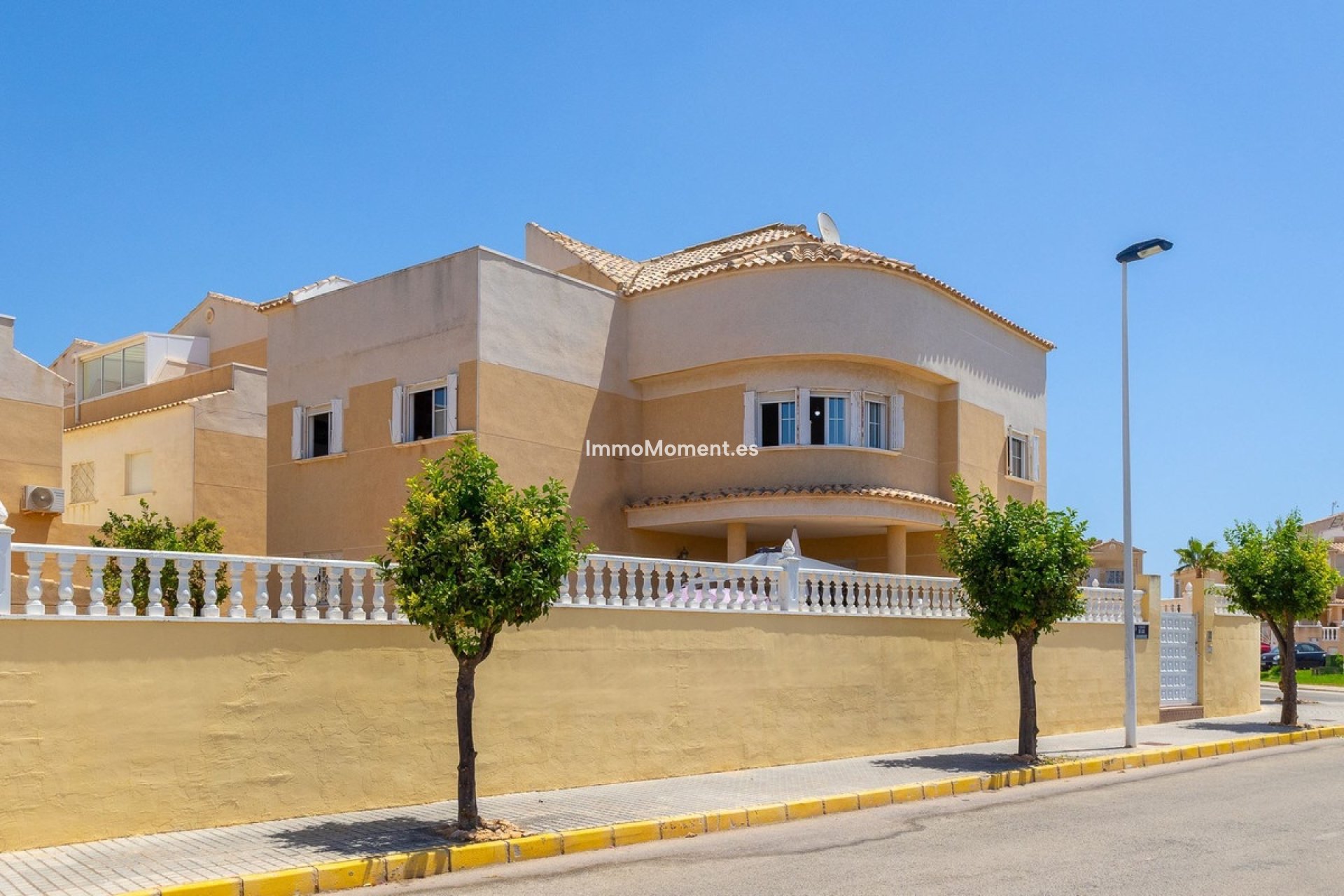 Wiederverkauf - Freistehende Villa - Torrevieja - La Siesta