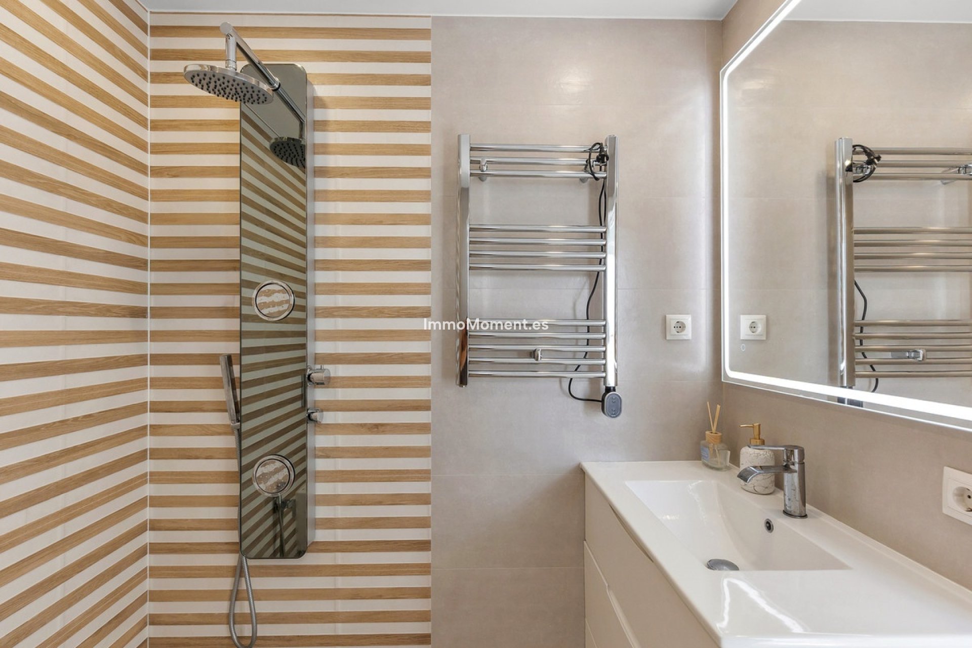 Wiederverkauf - Freistehende Villa - Torrevieja - Los Balcones - Los Altos del Edén
