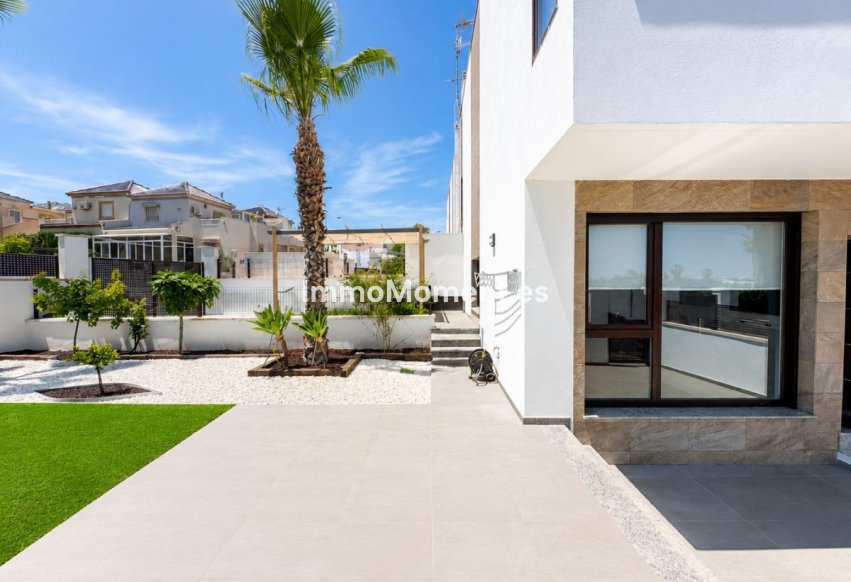 Wiederverkauf - Freistehende Villa - Torrevieja - Torrevieja Centro