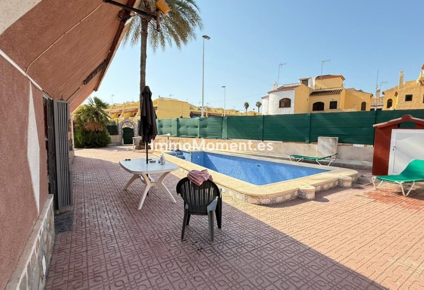Wiederverkauf - Freistehende Villa - Torrevieja - Torrevieja Centro