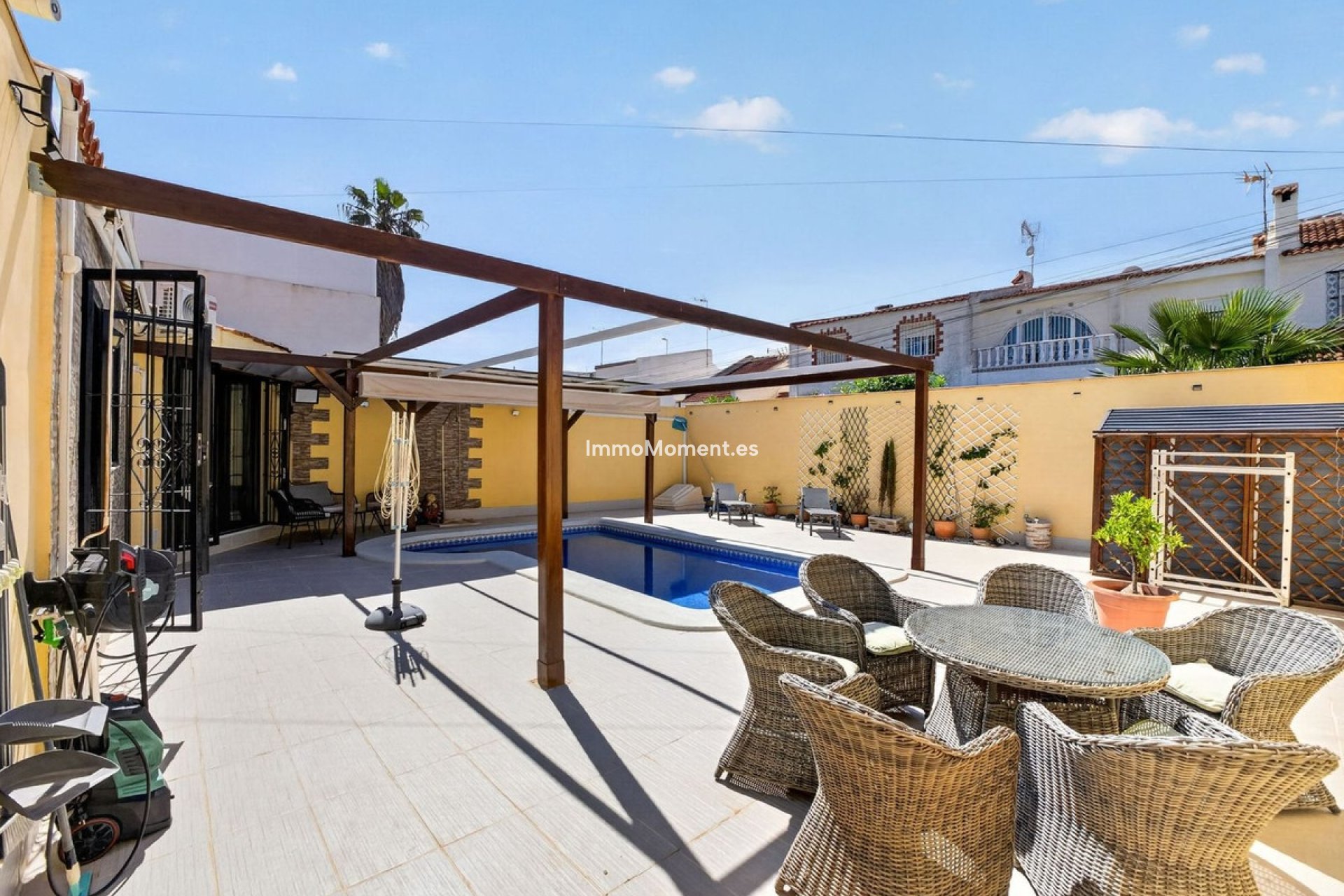 Wiederverkauf - Freistehende Villa - Torrevieja - Torrevieja Centro