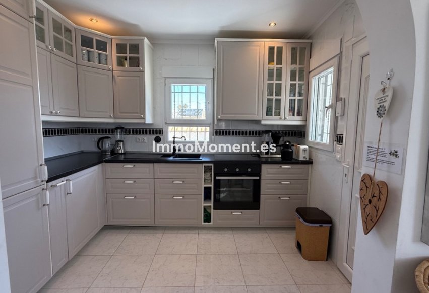 Wiederverkauf - Freistehende Villa - Torrevieja - Torrevieja Centro