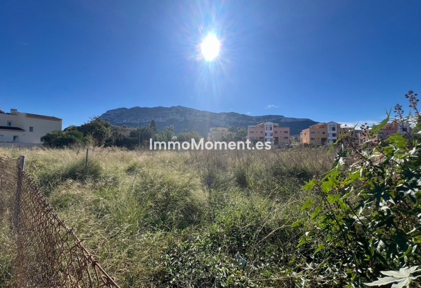 Wiederverkauf - Grundstück - Denia - Denia Centro