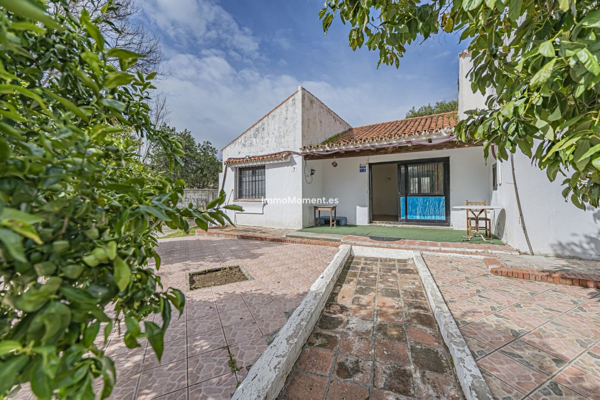 Wiederverkauf - Grundstück - Estepona  - Costalita