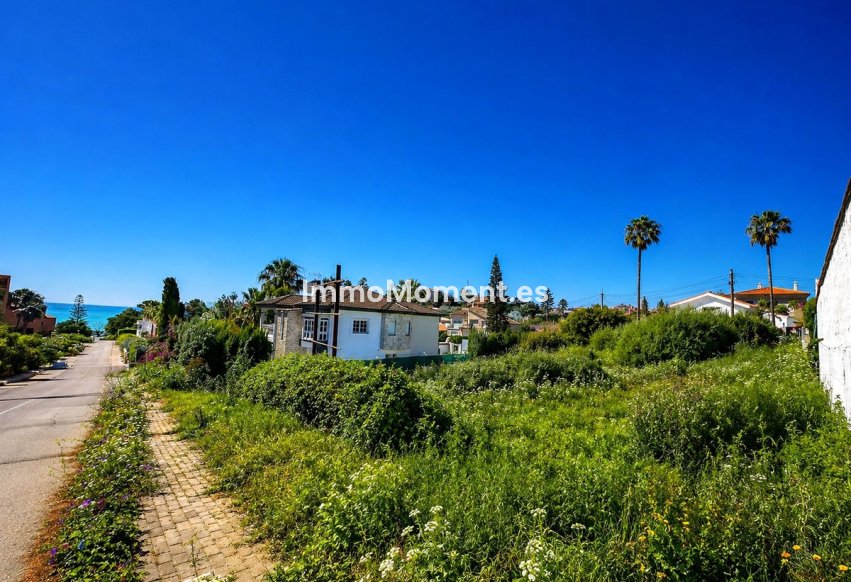 Wiederverkauf - Grundstück - Estepona  - Estepona Centro
