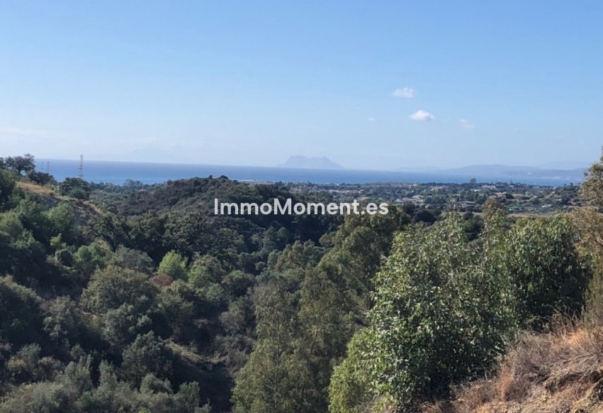 Wiederverkauf - Grundstück - Estepona  - Selwo