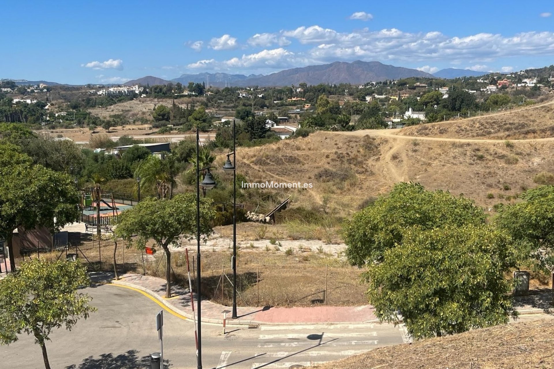 Wiederverkauf - Grundstück - Fuengirola - Fuengirola Centro