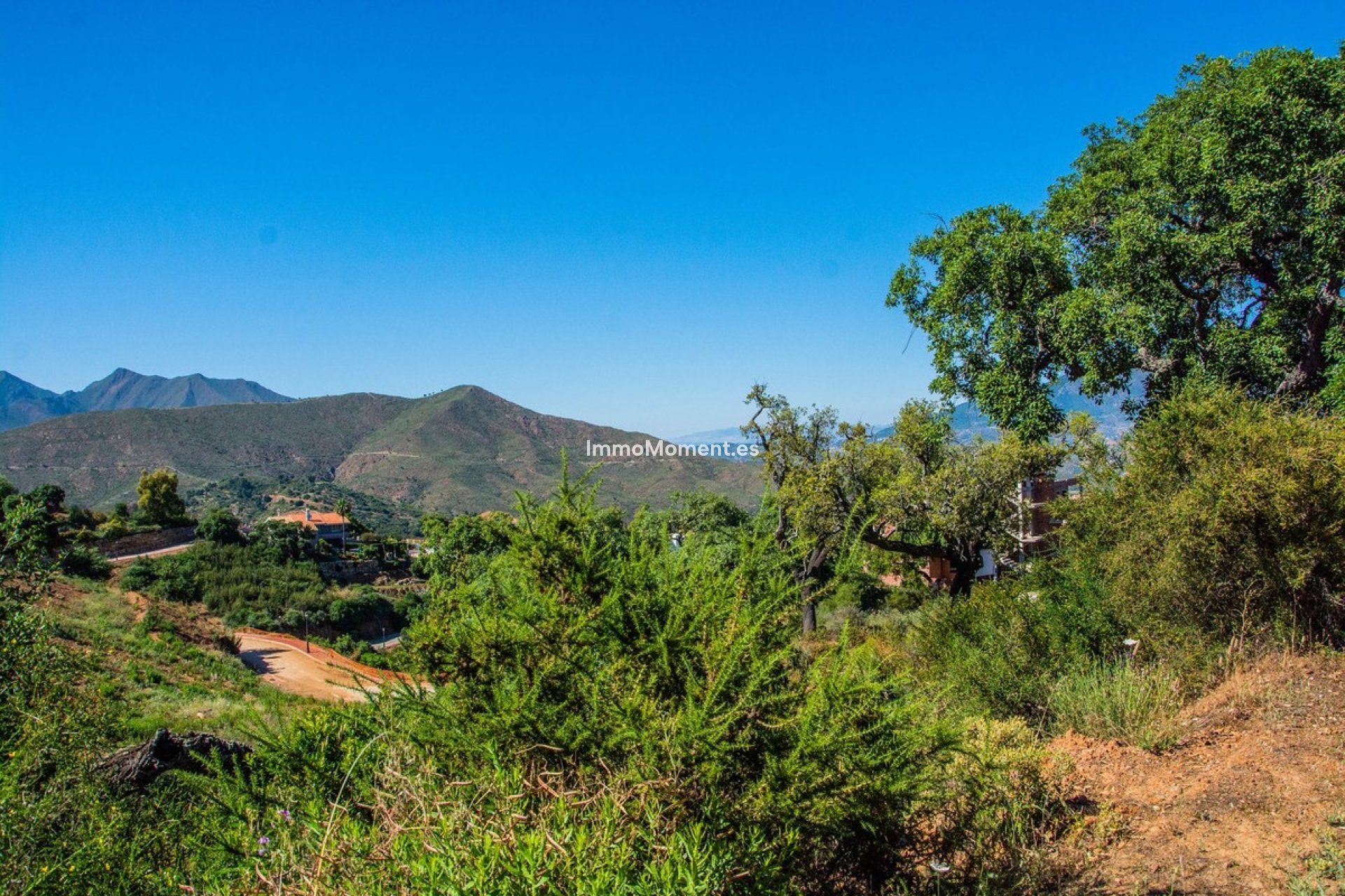 Wiederverkauf - Grundstück - Marbella - La Mairena