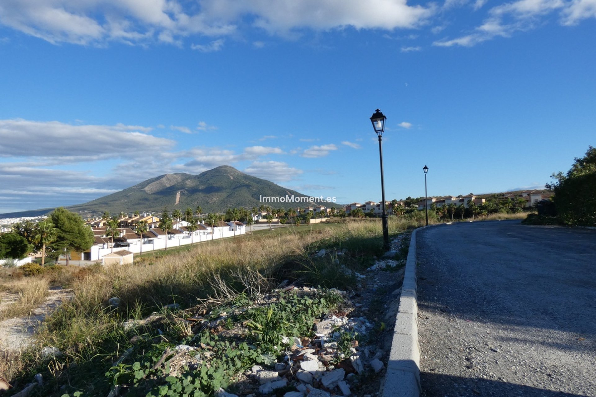 Wiederverkauf - Land -   Inländisch - Coín