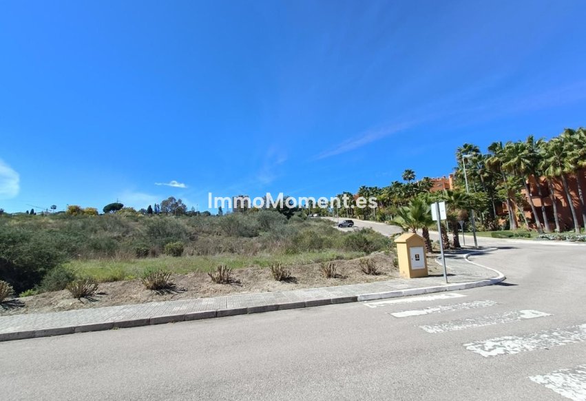 Wiederverkauf - Land - Marbella - Puerto Banús