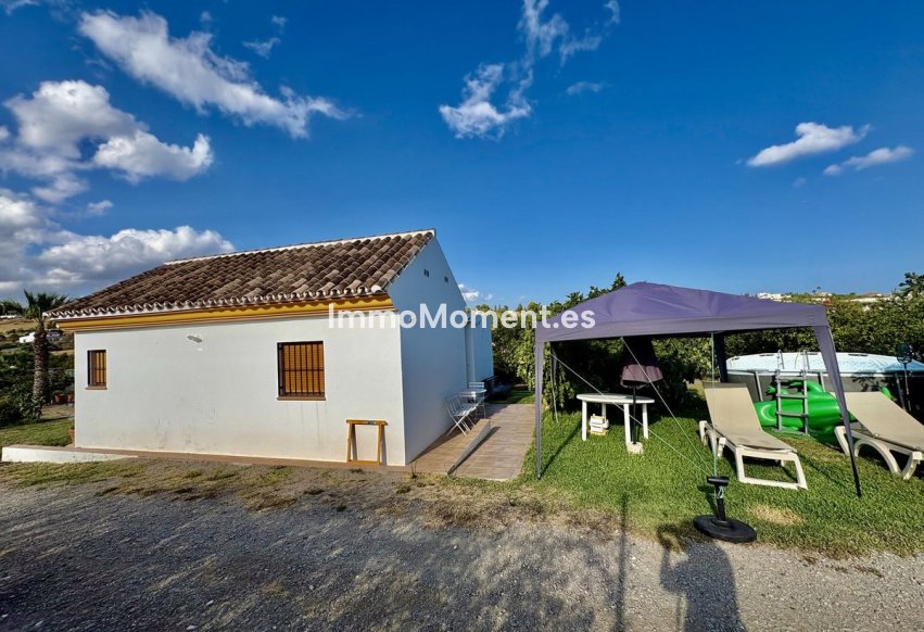 Wiederverkauf - Landhaus - Estepona  - El Padron