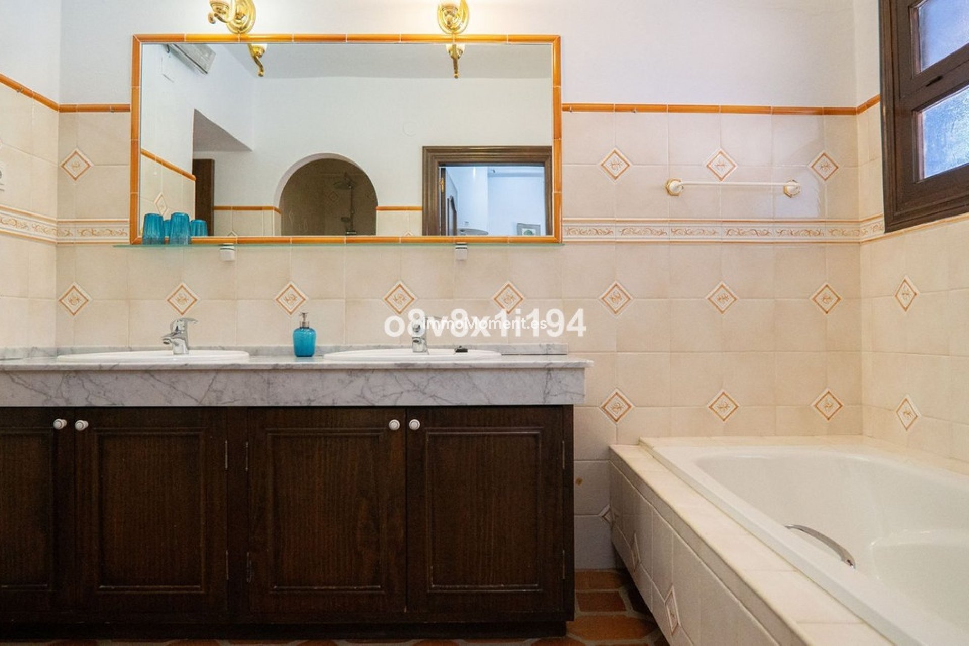 Wiederverkauf - Landhaus -   Inländisch - Alhaurín de la Torre