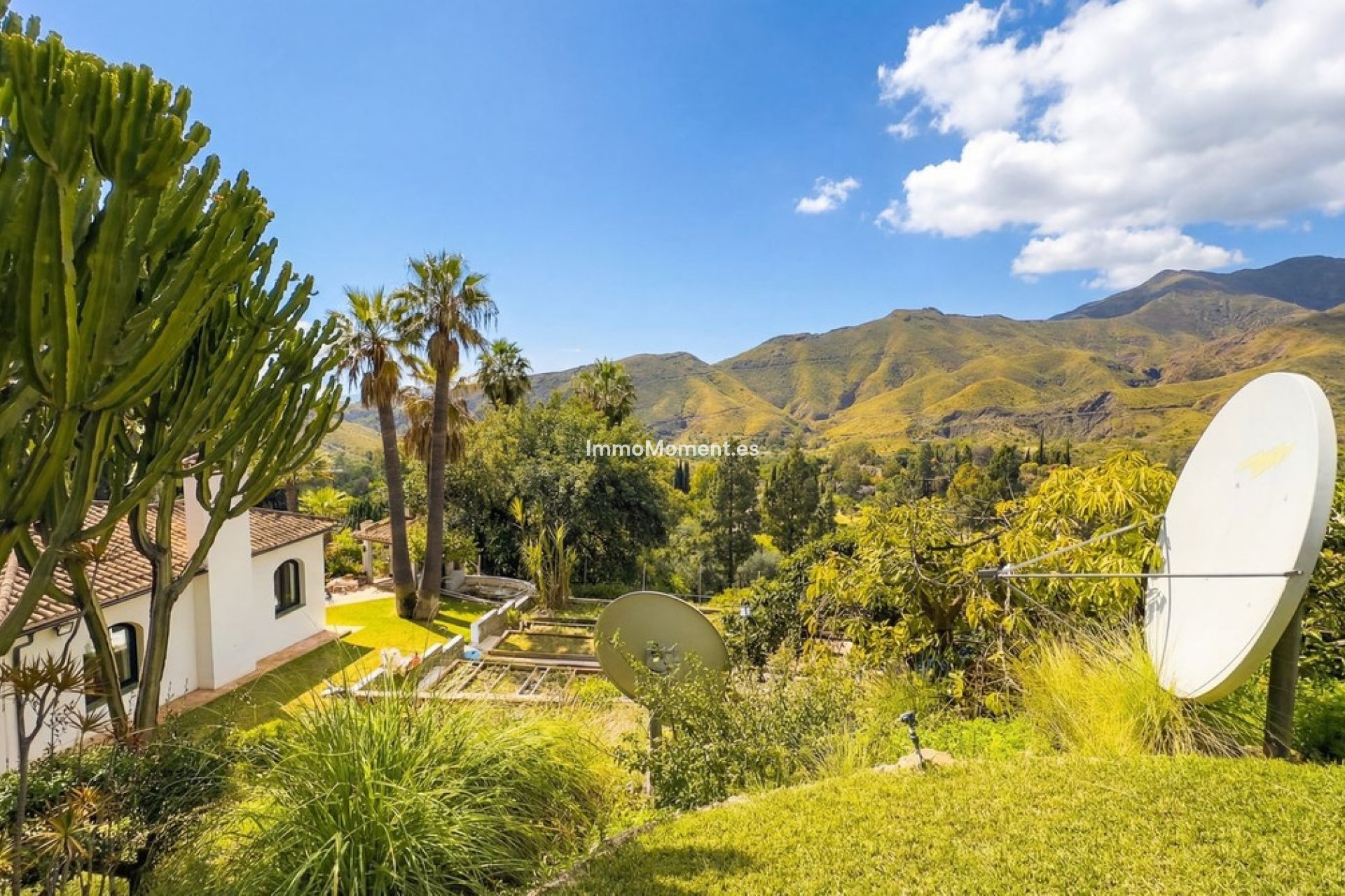 Wiederverkauf - Landhaus -   Inländisch - Alhaurín el Grande Centro