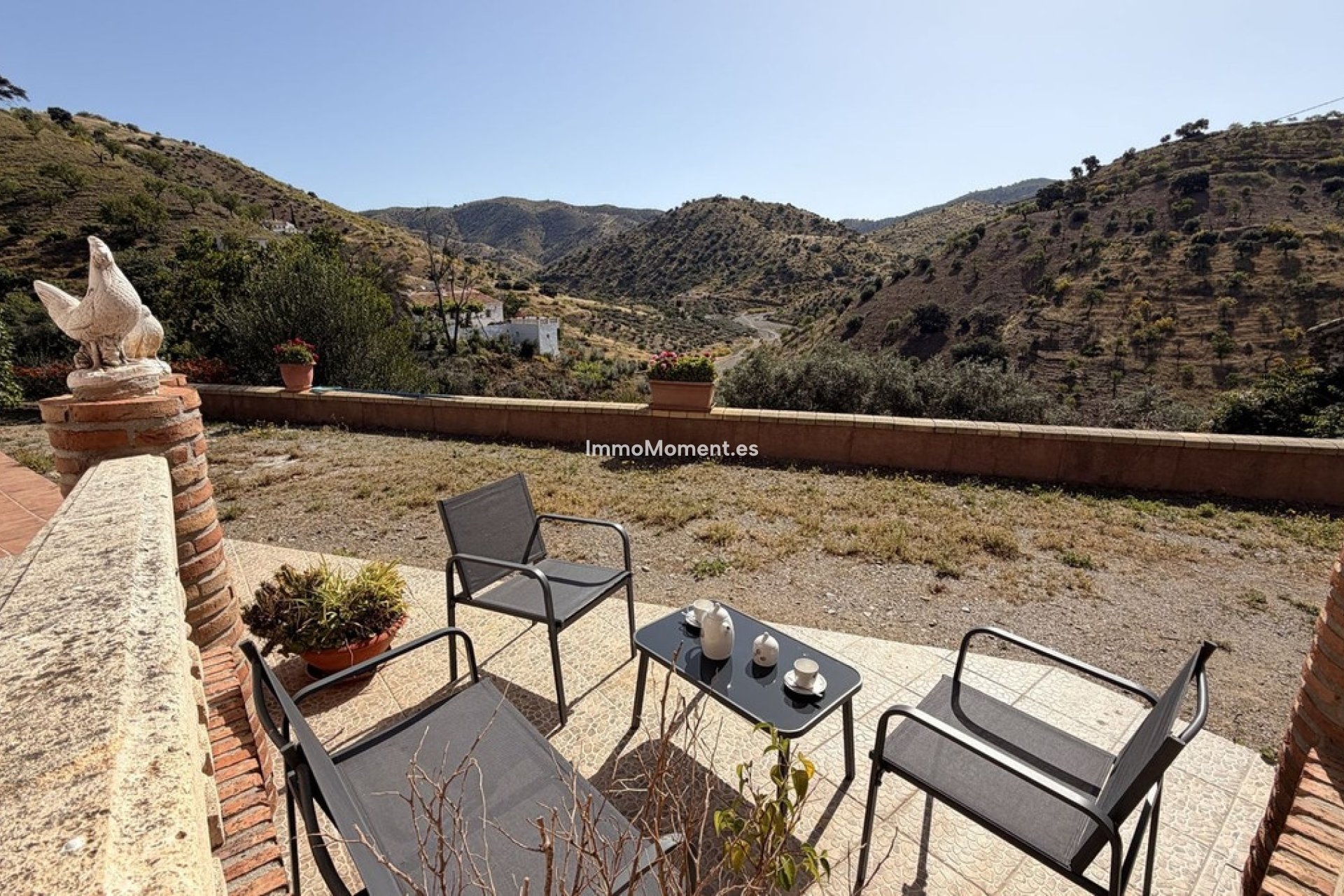 Wiederverkauf - Landhaus -   Inländisch - Almogía