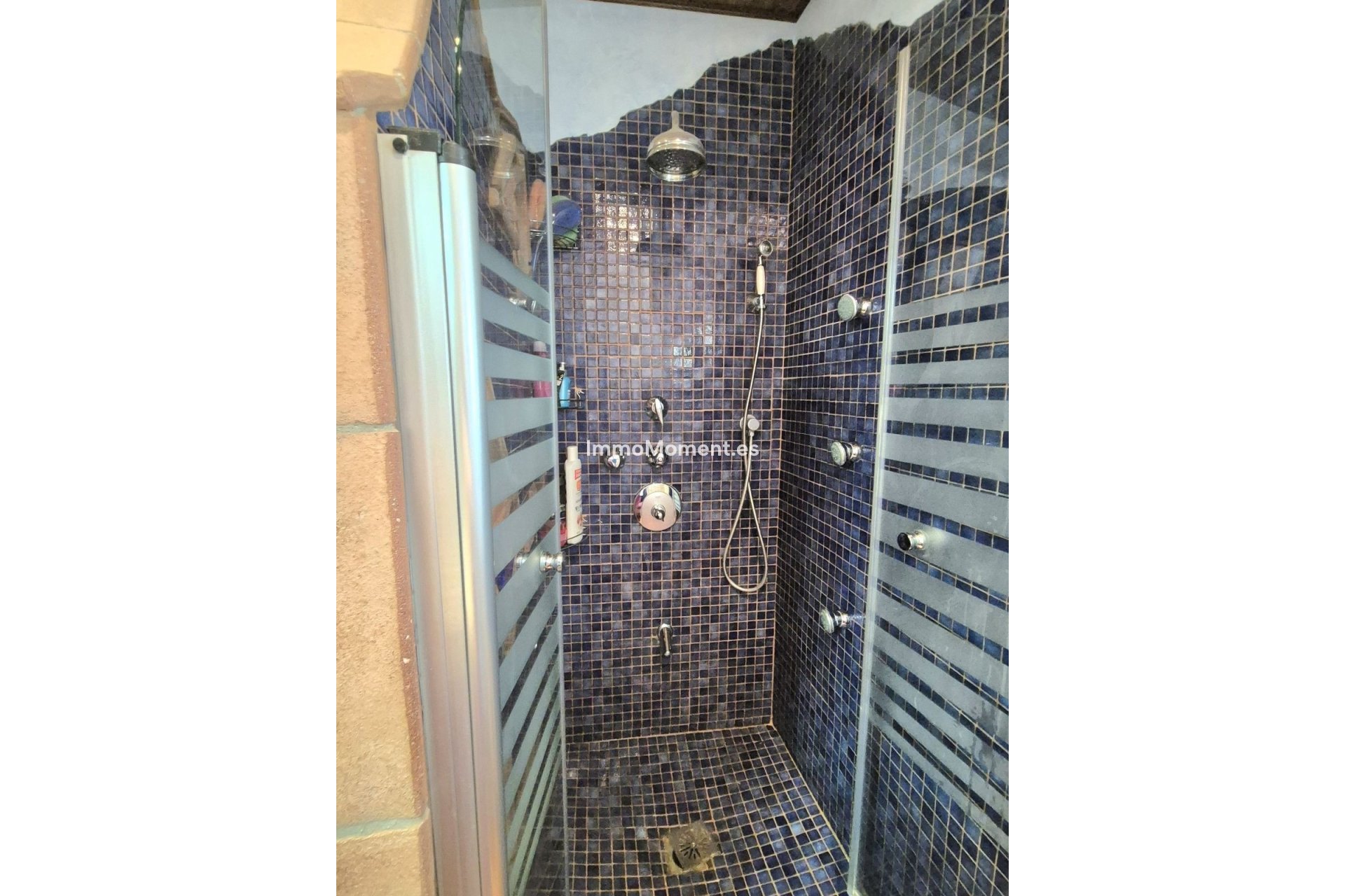 Wiederverkauf - Landhaus -   Inländisch - Coín