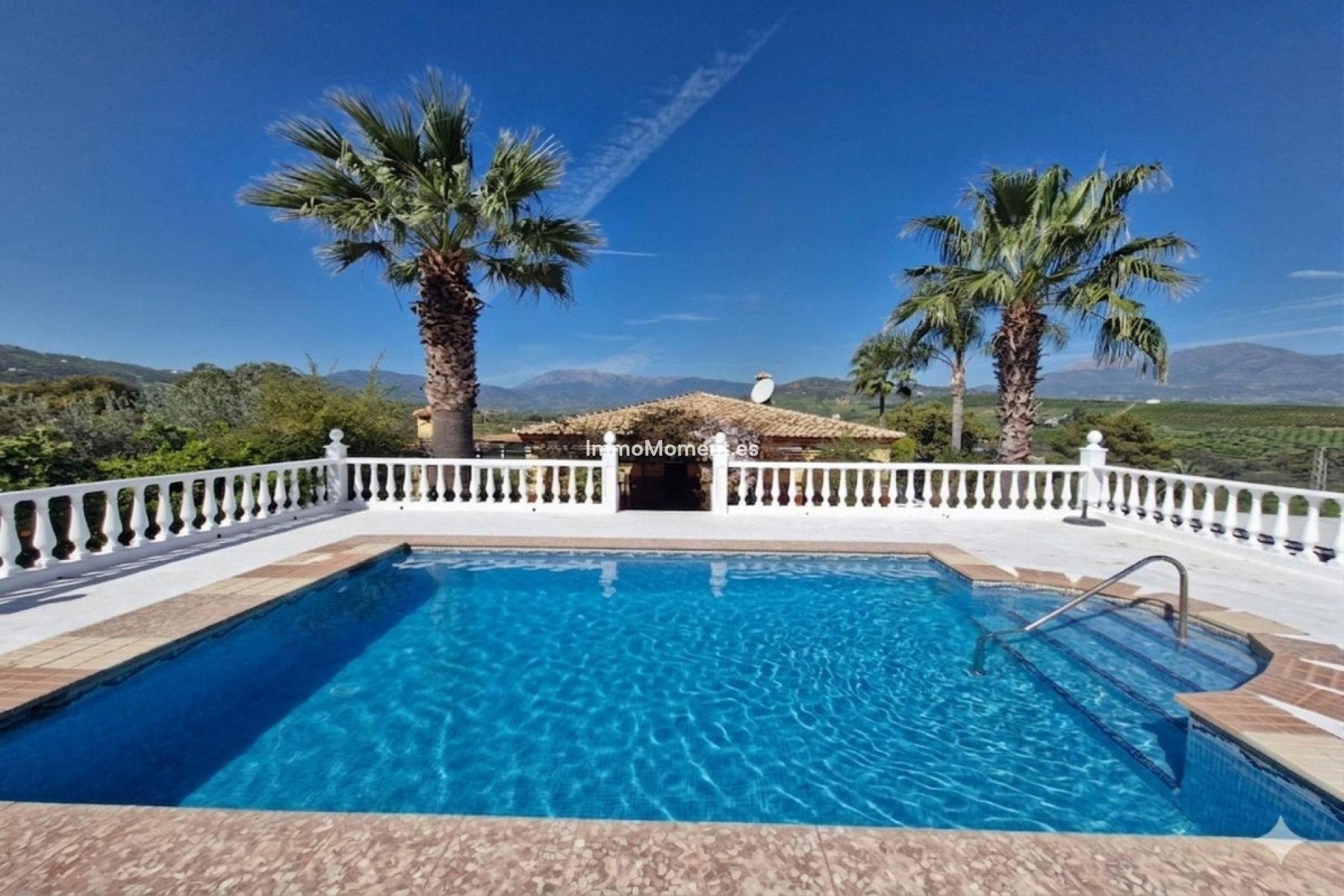 Wiederverkauf - Landhaus -   Inländisch - Coín