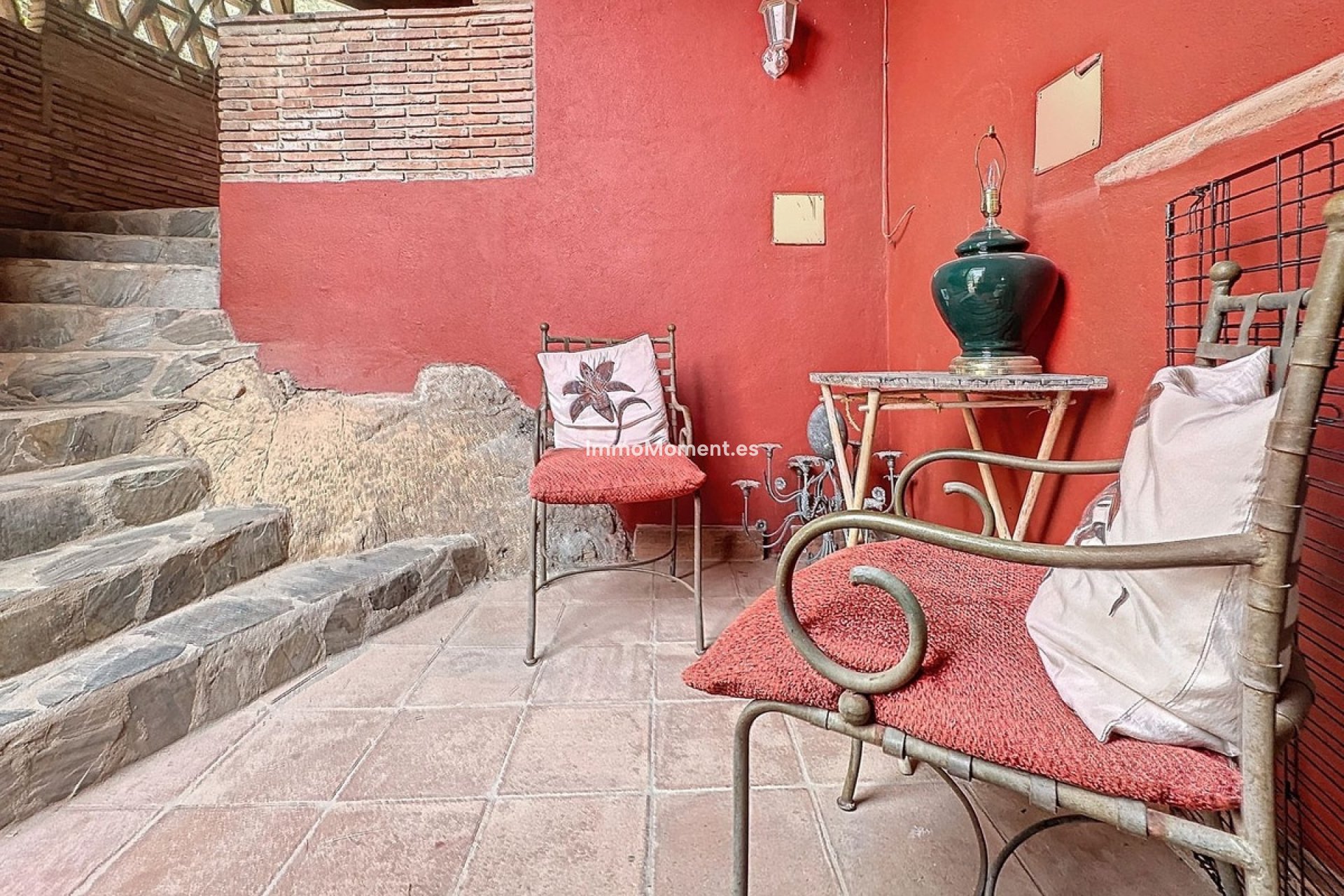 Wiederverkauf - Landhaus -   Inländisch - Monda