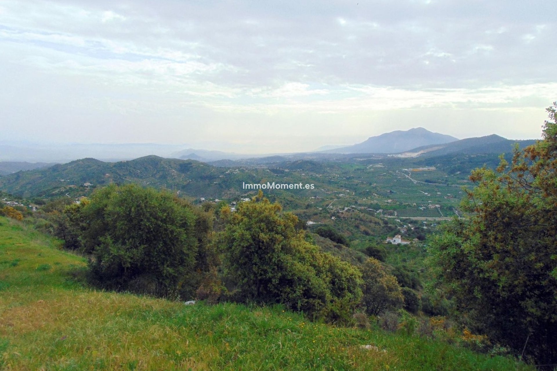 Wiederverkauf - Landhaus -   Inländisch - Monda