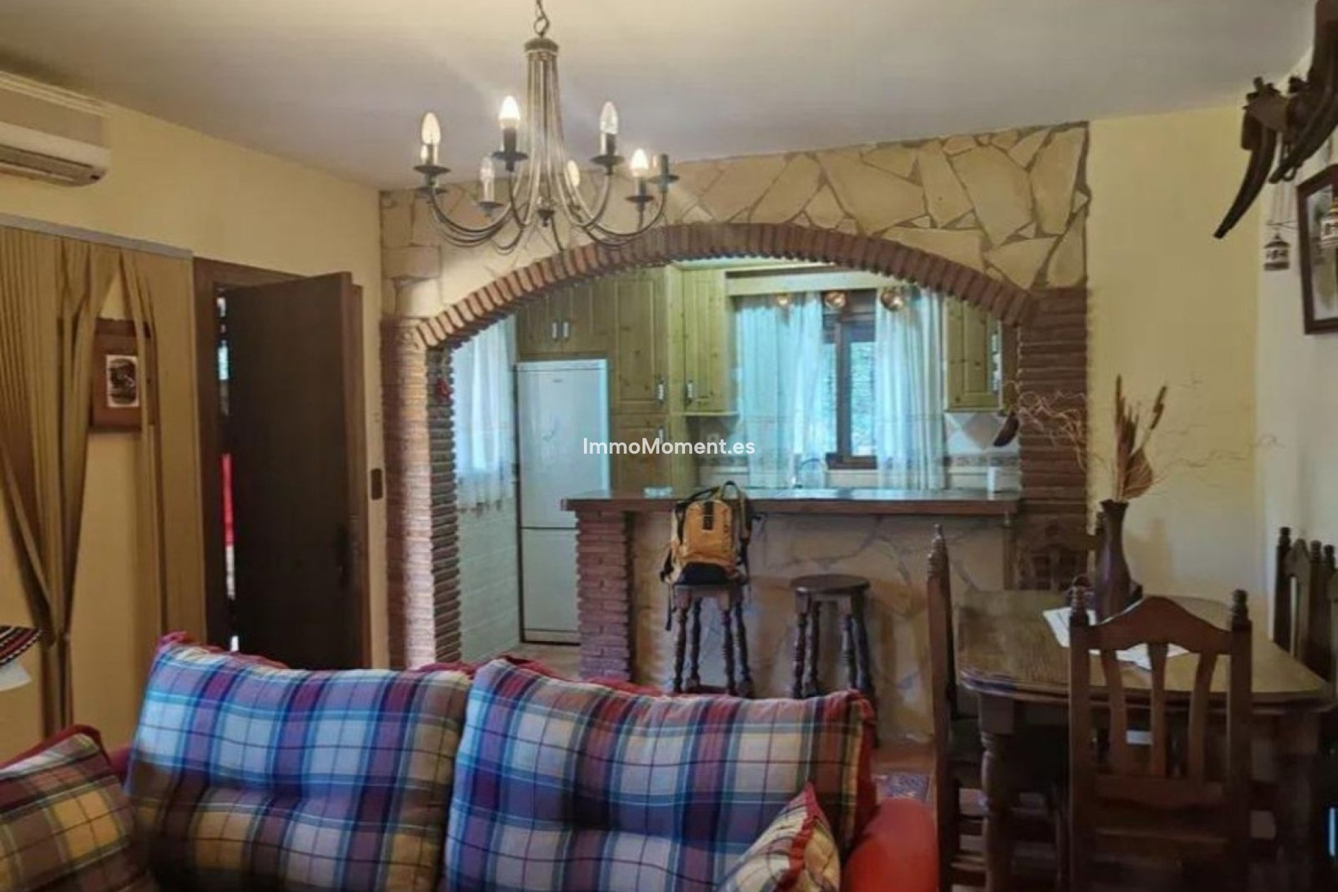 Wiederverkauf - Landhaus -   Inländisch - Monda