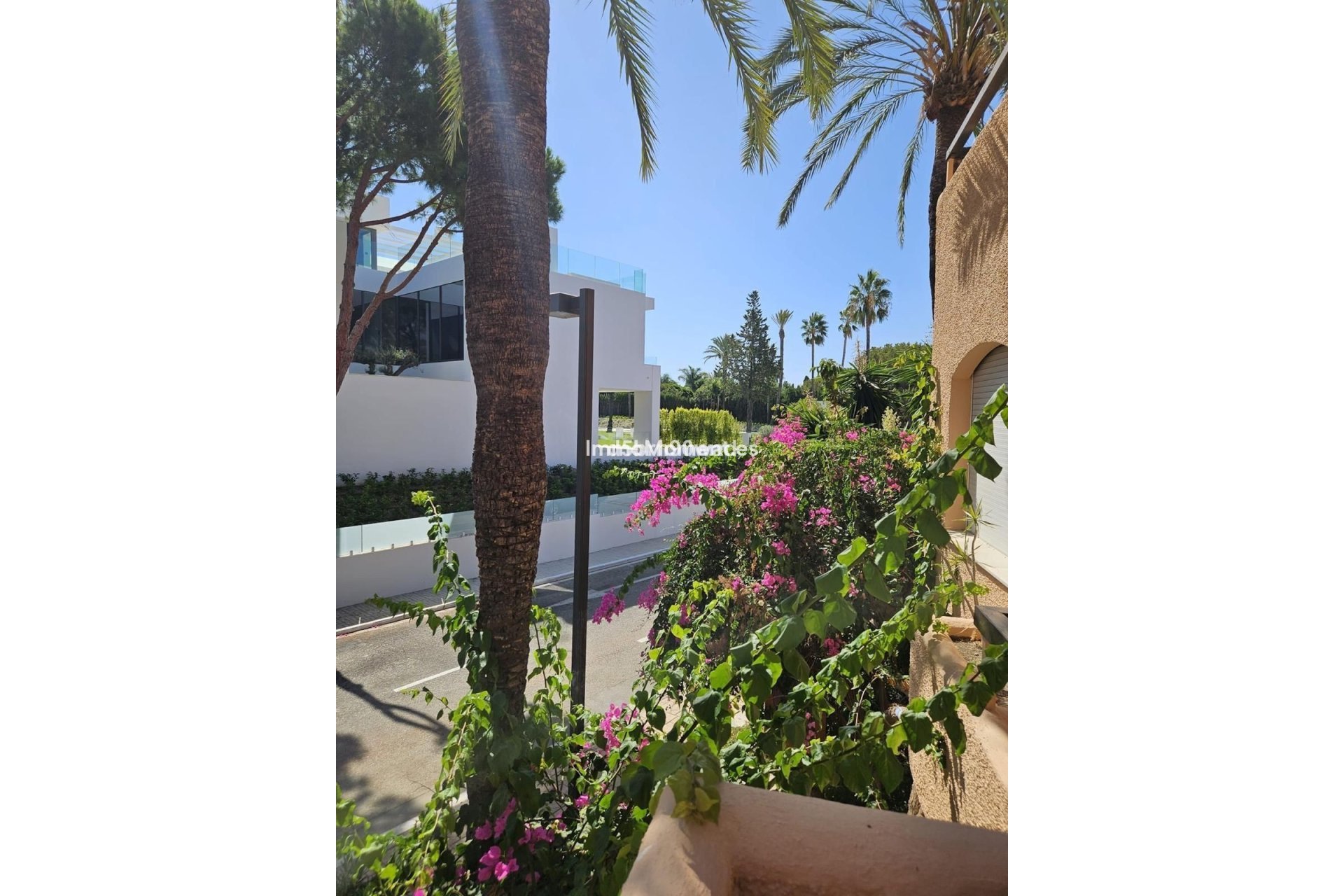Wiederverkauf - Reihenhaus - Estepona  - Atalaya