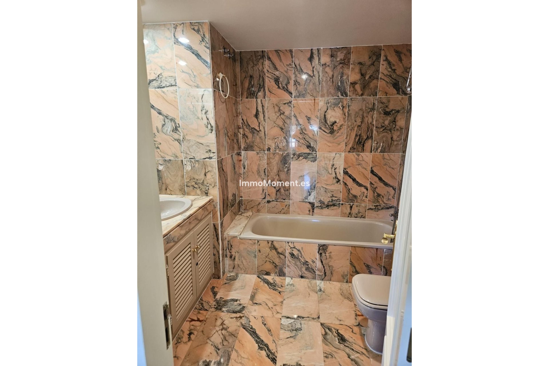 Wiederverkauf - Reihenhaus - Estepona  - Atalaya