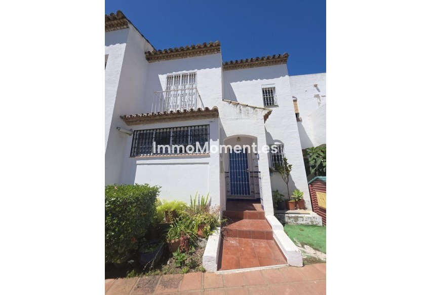 Wiederverkauf - Reihenhaus - Estepona  - Bel Air