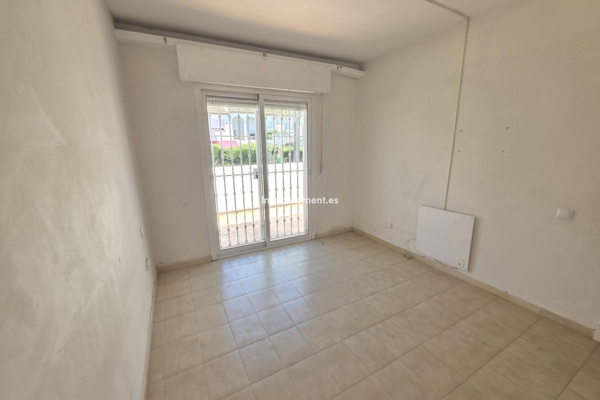 Wiederverkauf - Reihenhaus - Estepona  - Bel Air