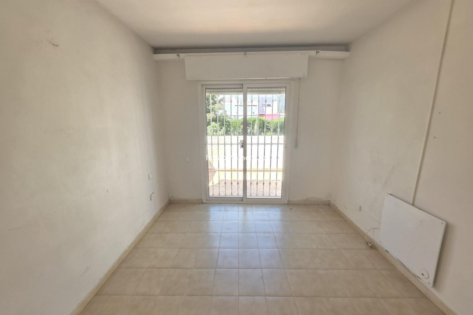 Wiederverkauf - Reihenhaus - Estepona  - Bel Air