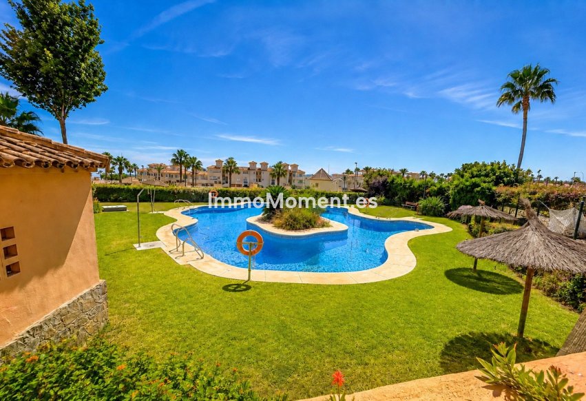 Wiederverkauf - Reihenhaus - Estepona  - Estepona Centro