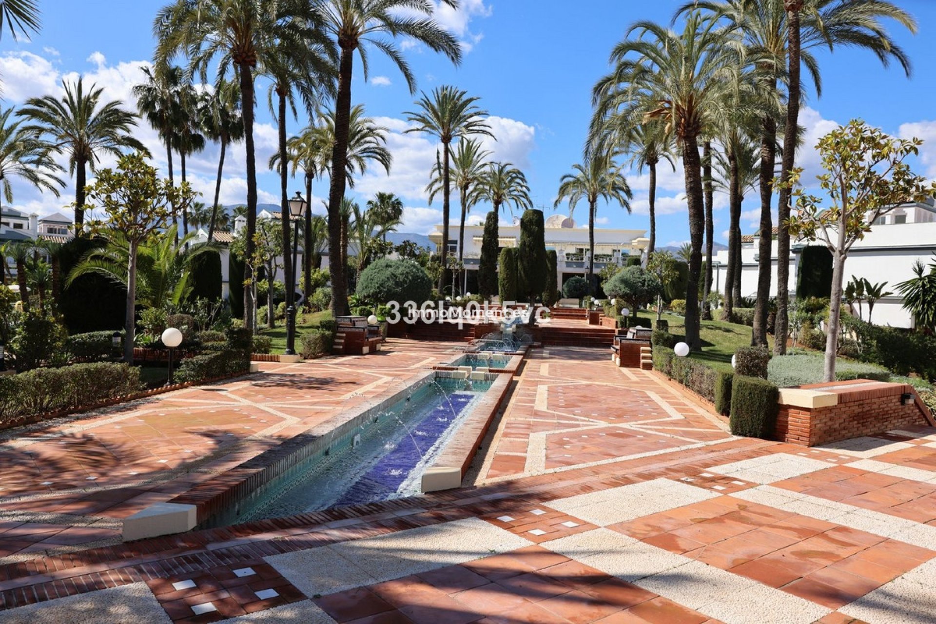 Wiederverkauf - Reihenhaus - Estepona  - Estepona Centro