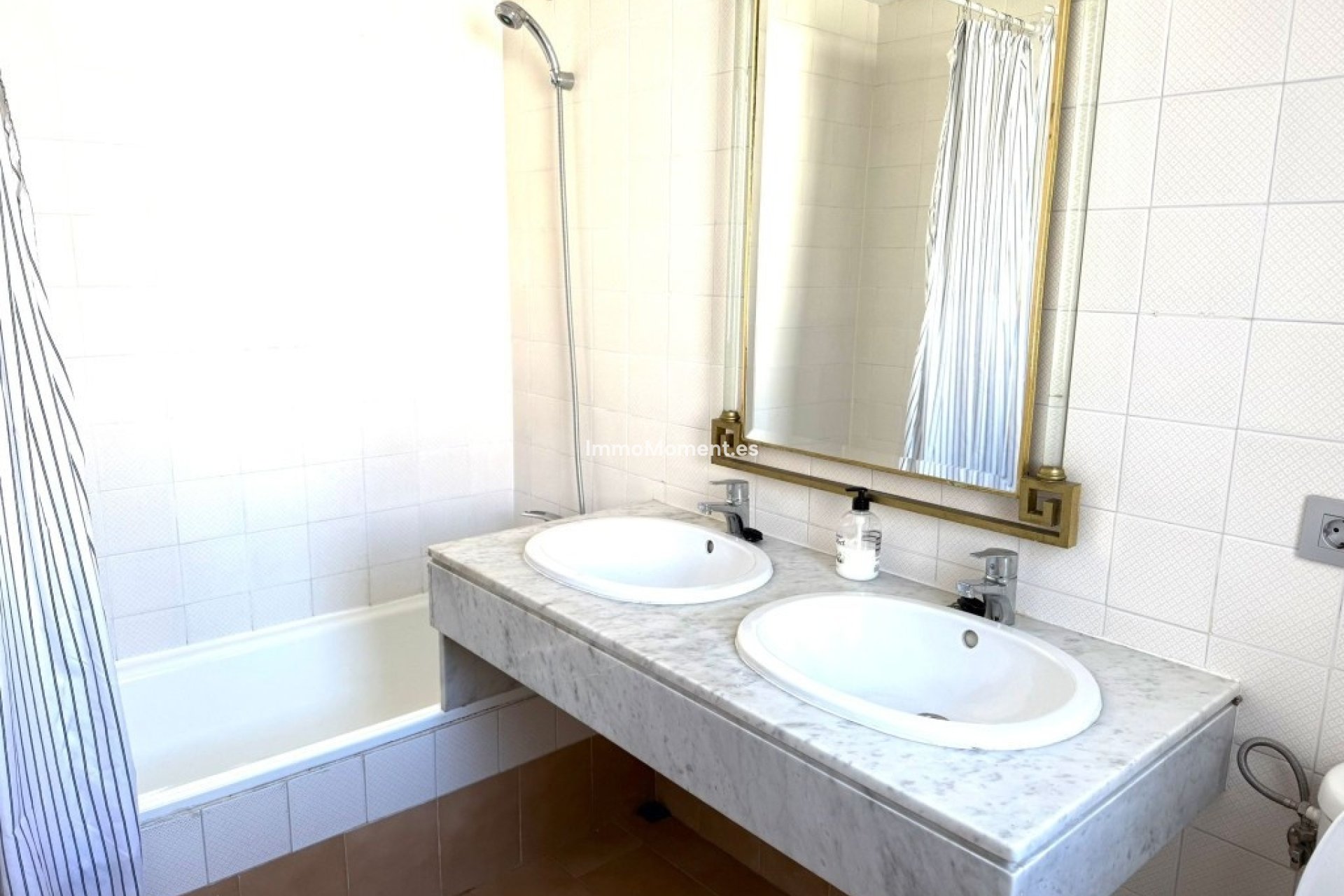 Wiederverkauf - Reihenhaus - Estepona  - Estepona Centro