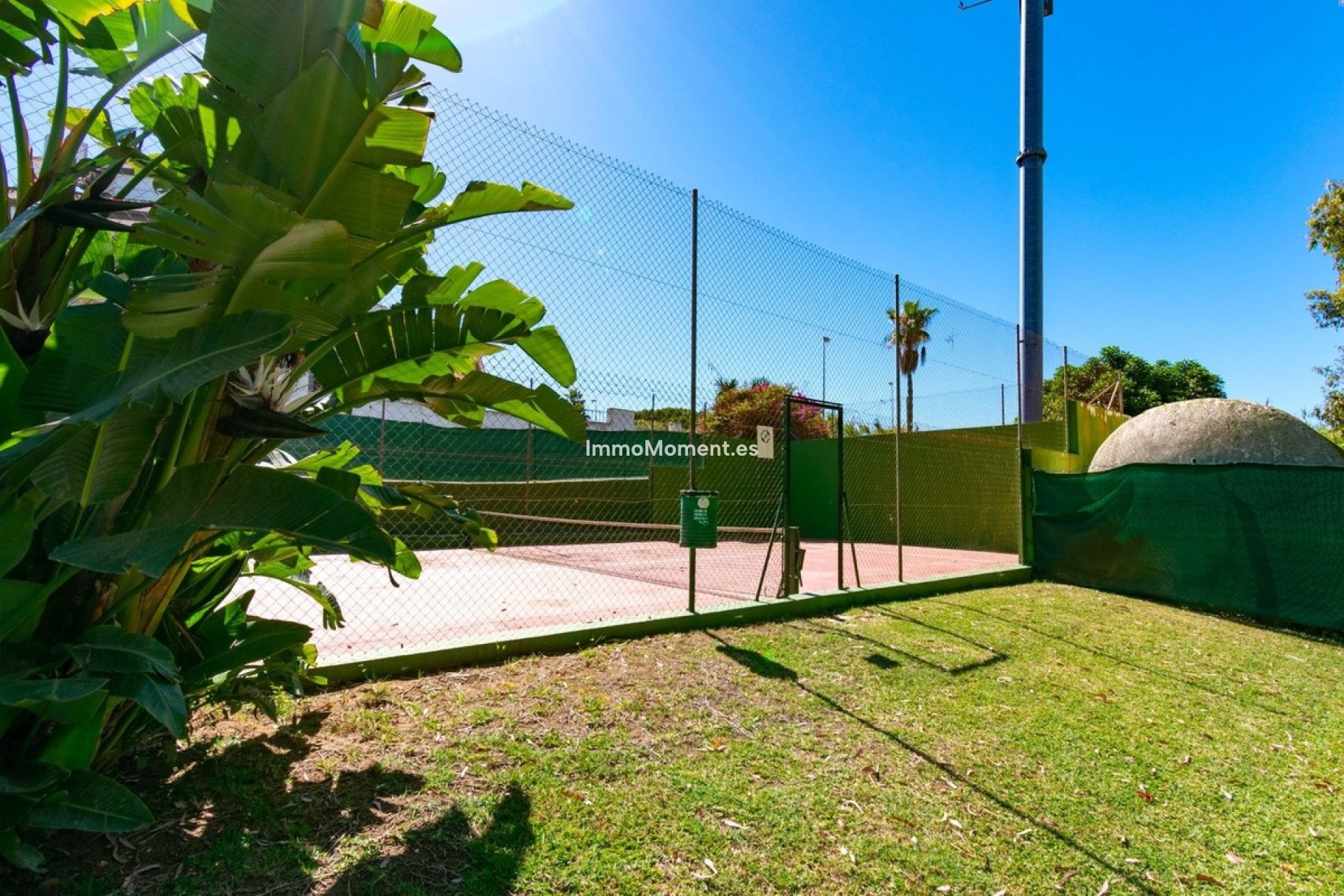 Wiederverkauf - Reihenhaus - Estepona  - Estepona Centro