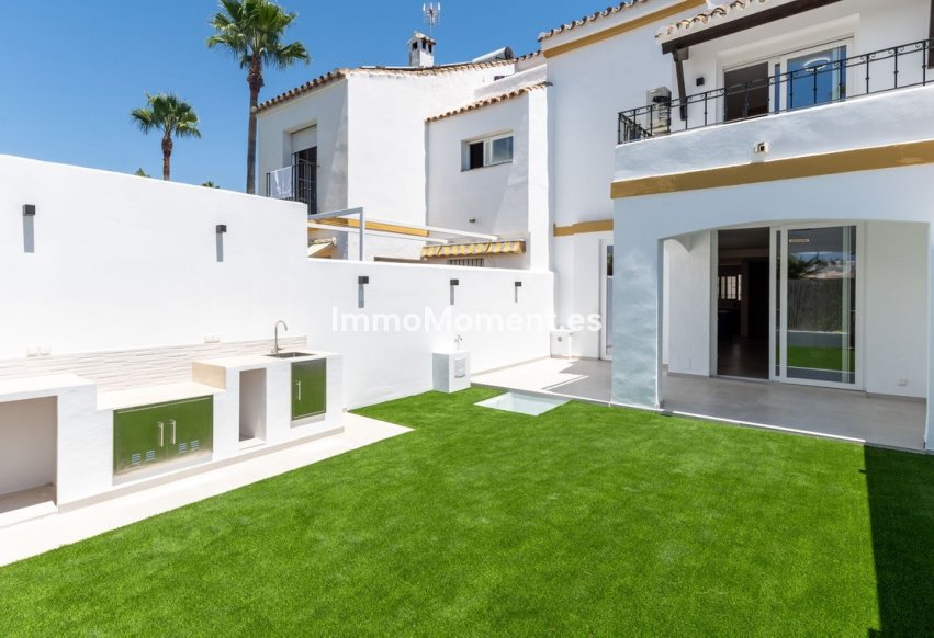 Wiederverkauf - Reihenhaus - Estepona  - New Golden Mile