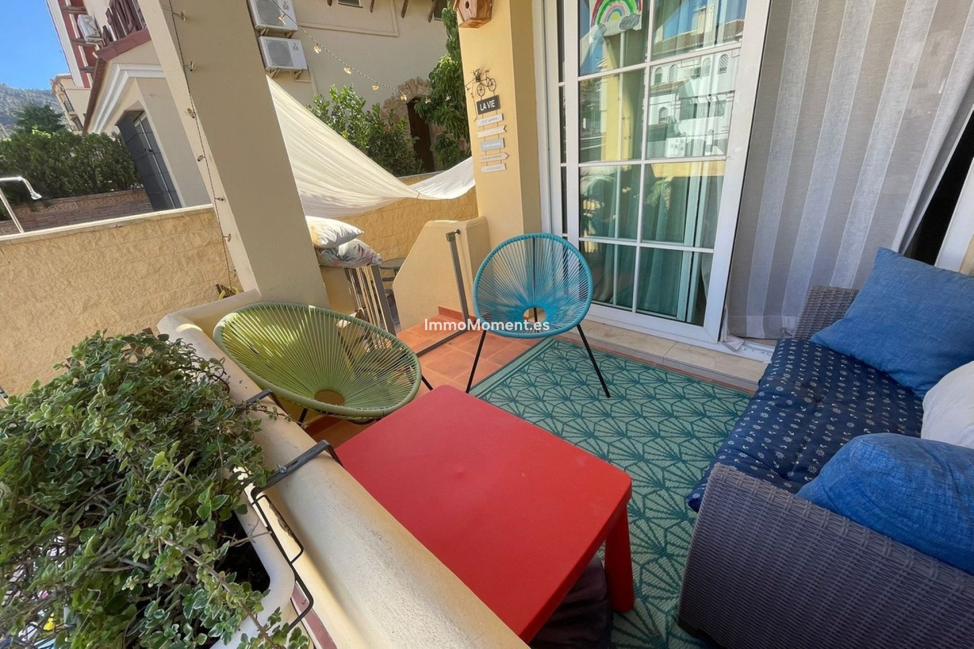 Wiederverkauf - Reihenhaus -   Inländisch - Alhaurín de la Torre