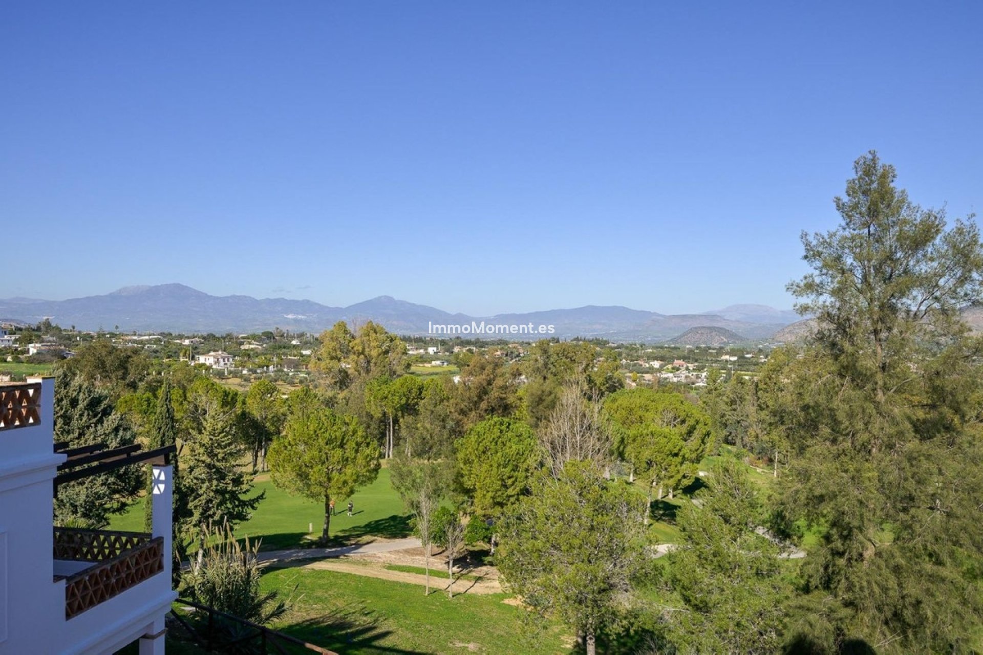 Wiederverkauf - Reihenhaus -   Inländisch - Alhaurín de la Torre