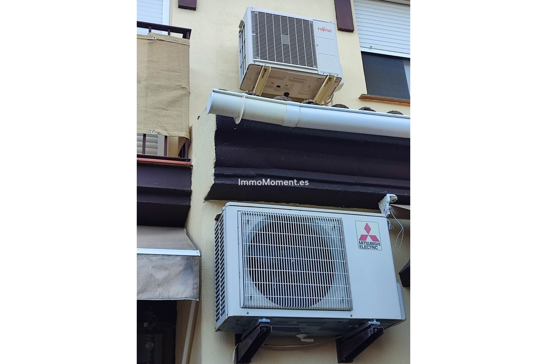 Wiederverkauf - Reihenhaus -   Inländisch - Alhaurín de la Torre