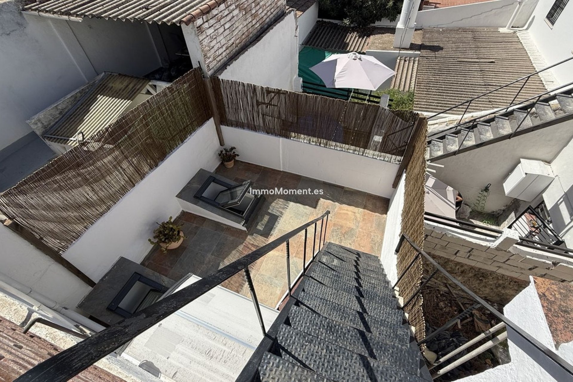 Wiederverkauf - Reihenhaus -   Inländisch - Alhaurín el Grande Centro