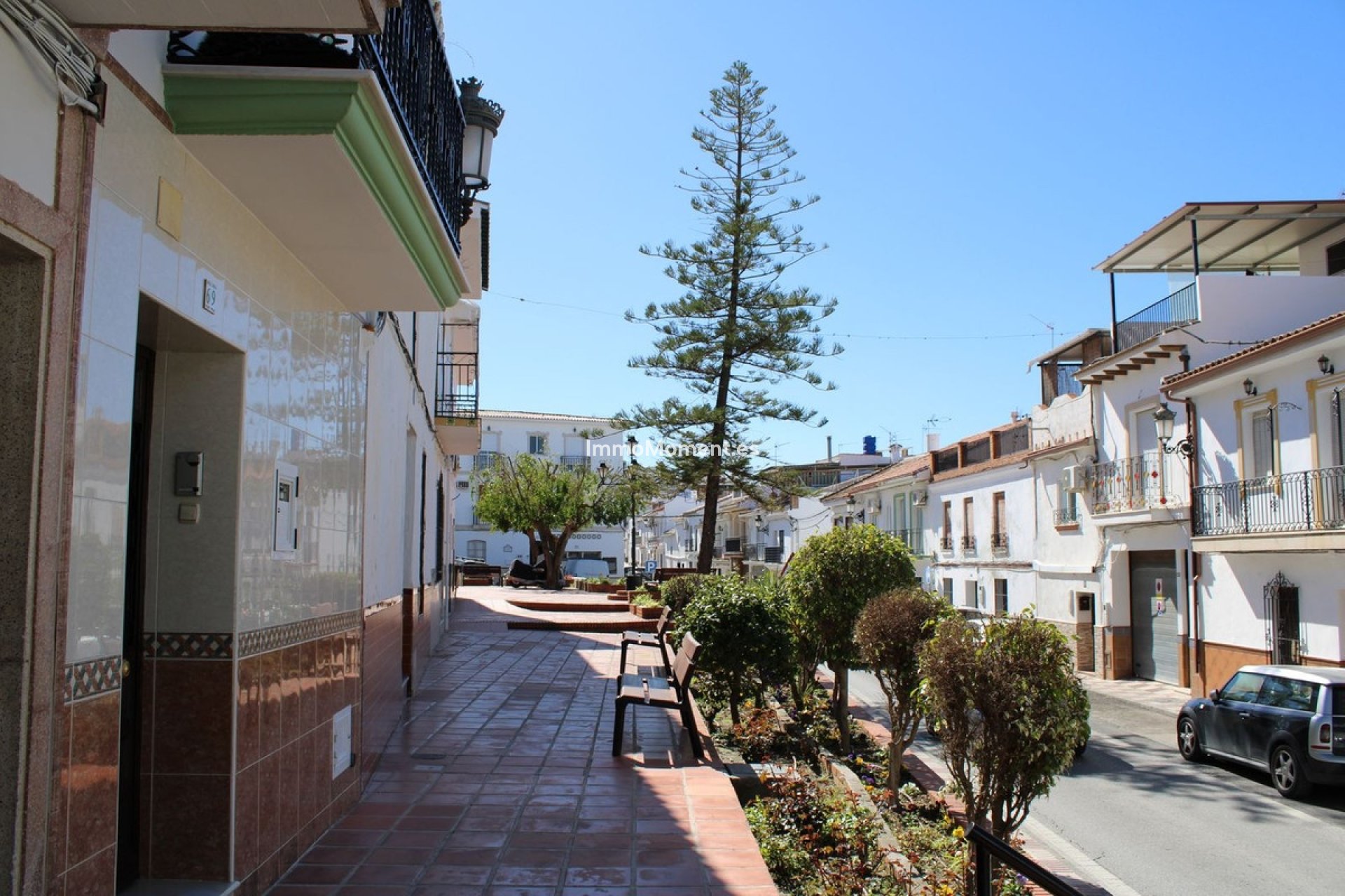 Wiederverkauf - Reihenhaus -   Inländisch - Alhaurín el Grande Centro