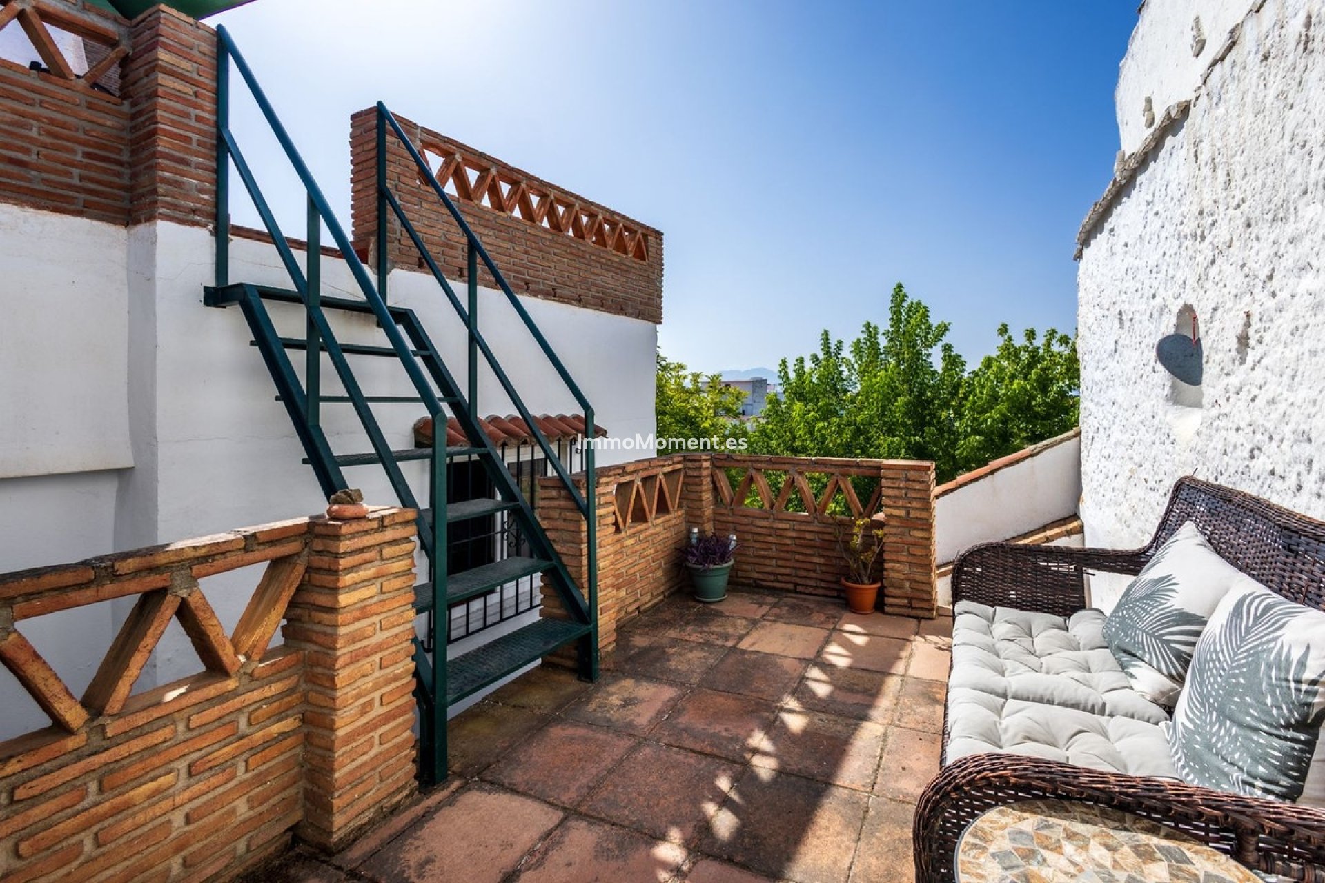 Wiederverkauf - Reihenhaus -   Inländisch - Alhaurín el Grande Centro