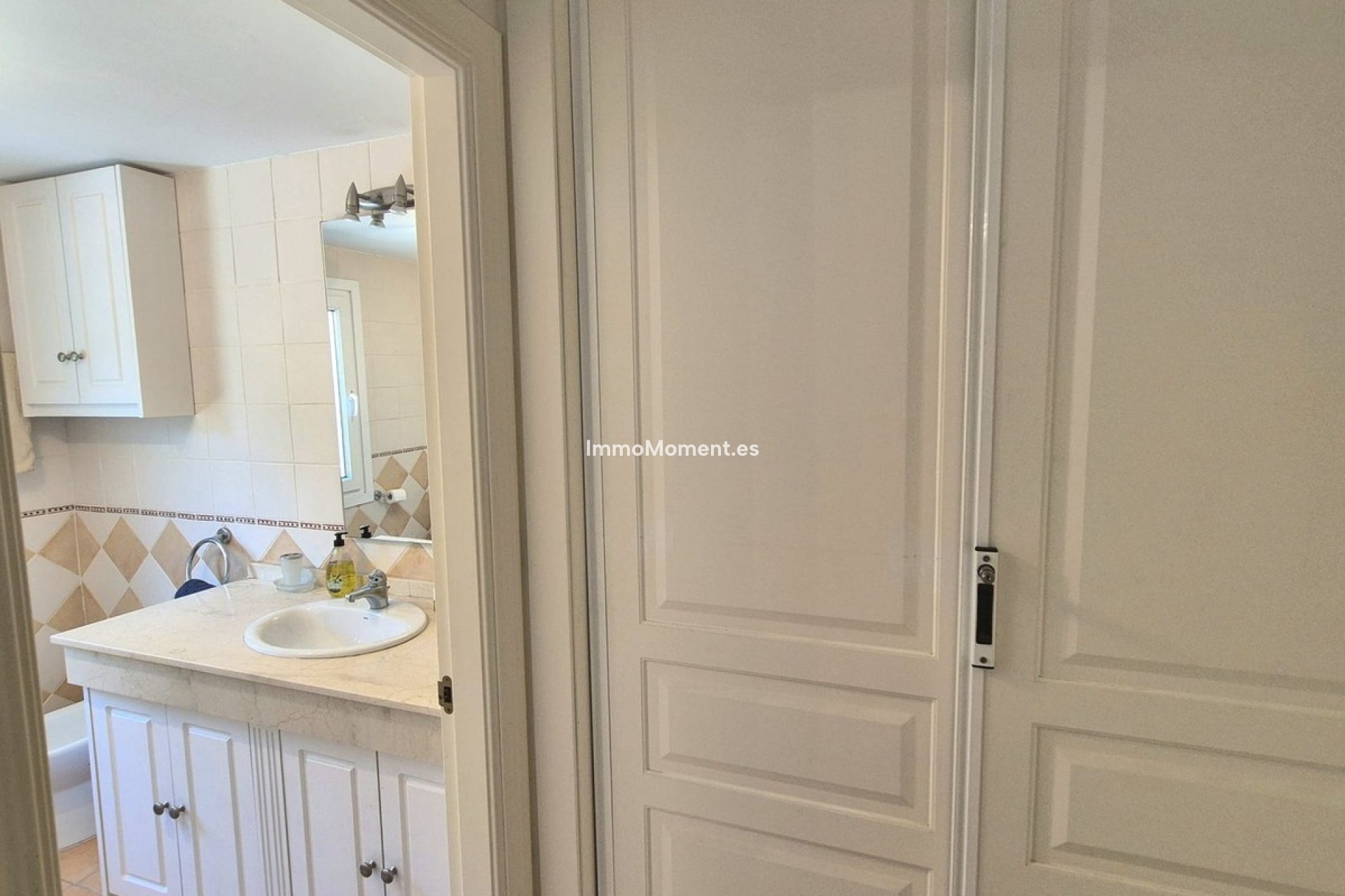 Wiederverkauf - Reihenhaus -   Inländisch - Alhaurín Golf