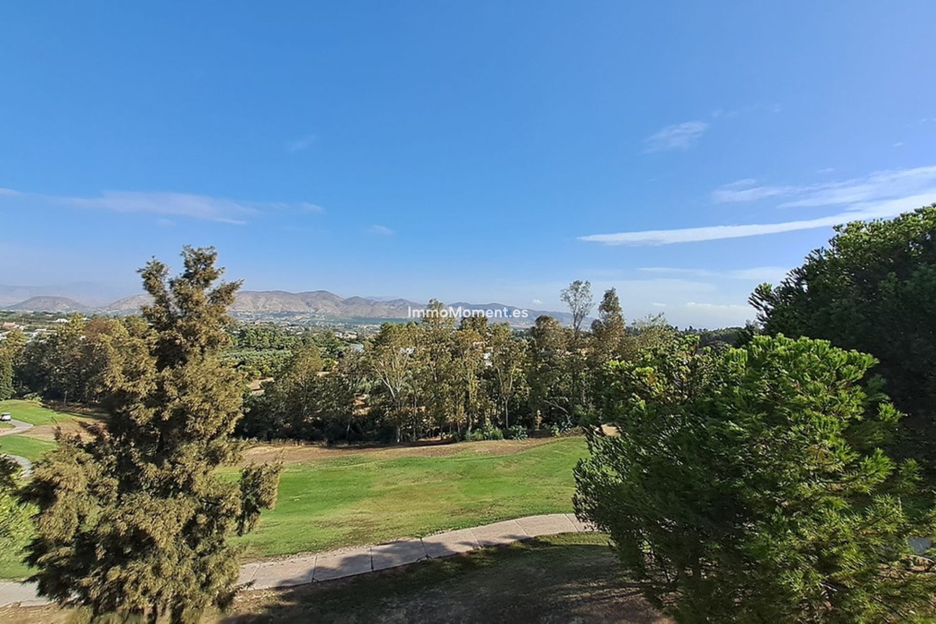 Wiederverkauf - Reihenhaus -   Inländisch - Lauro Golf