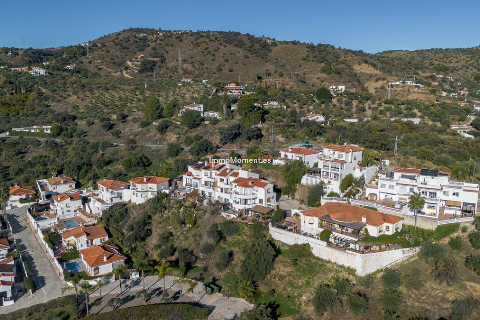 Wiederverkauf - Reihenhaus -   Inländisch - Monda