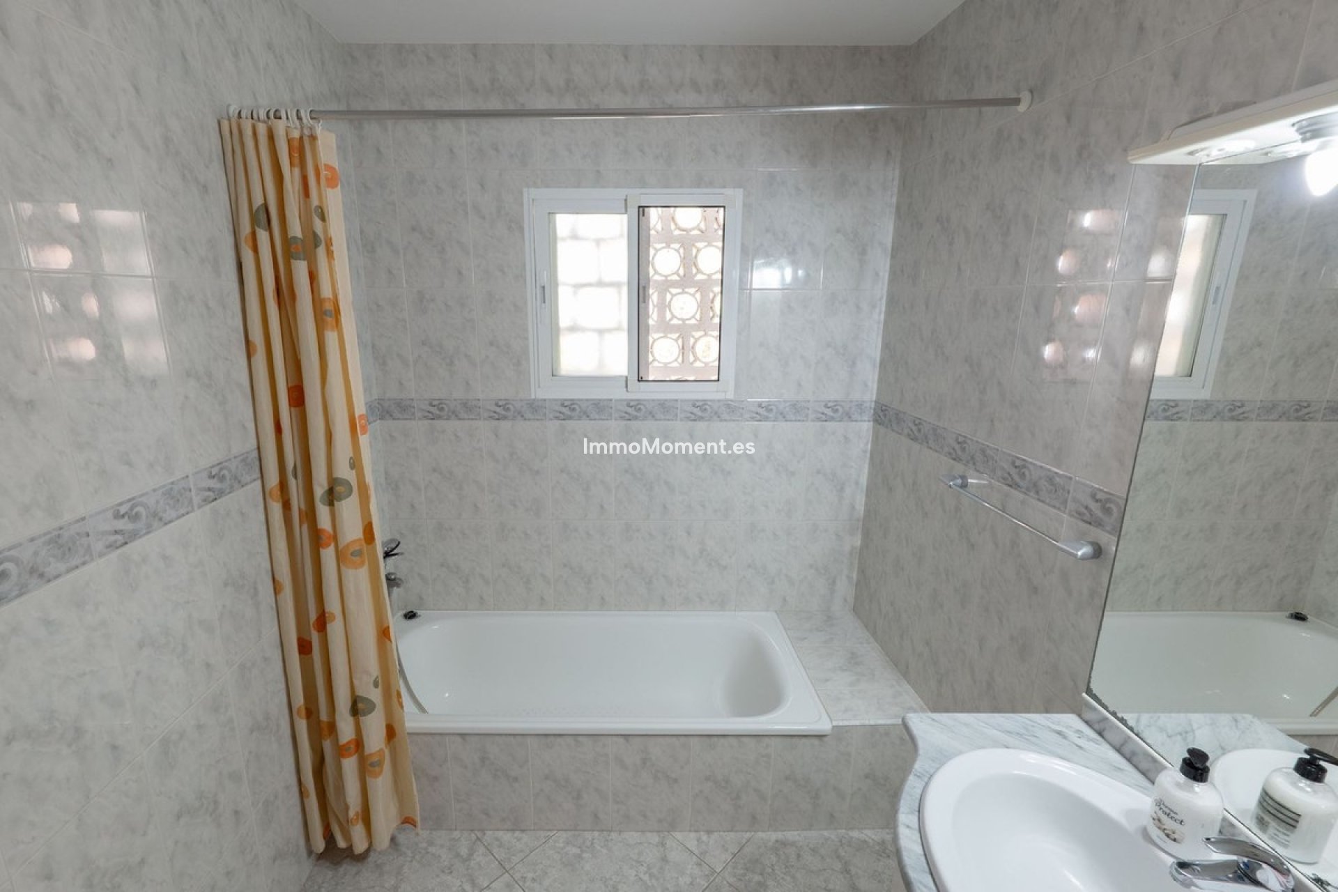 Wiederverkauf - Reihenhaus - Marbella - Nueva Andalucía