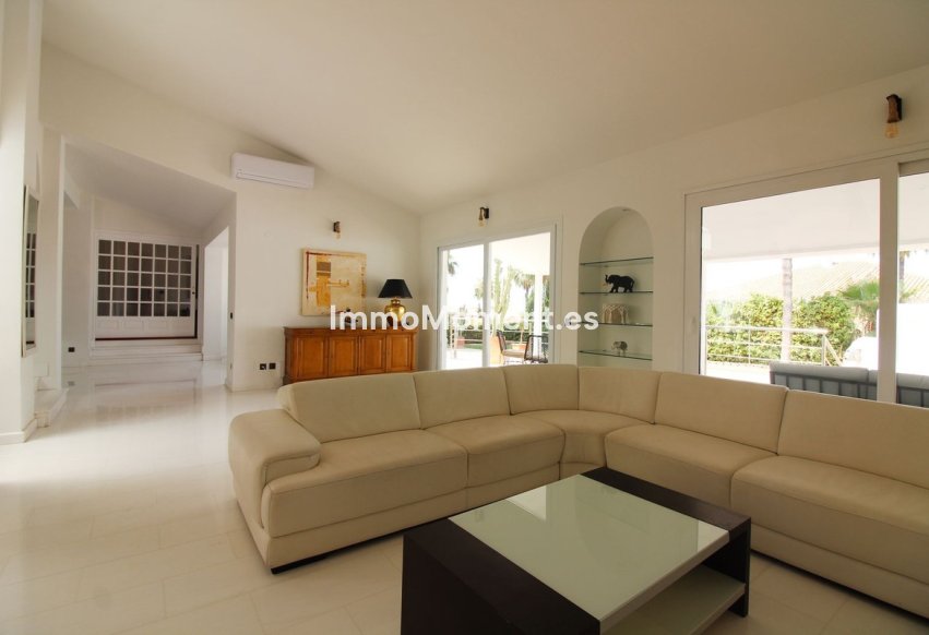 Wiederverkauf - Villa - Benalmadena - Benalmadena Centro