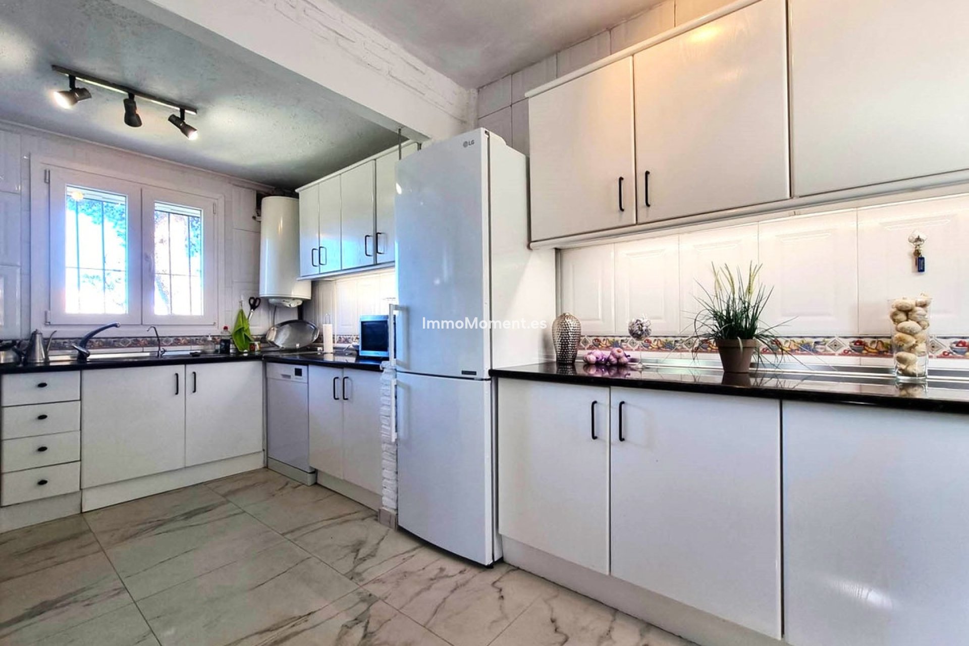 Wiederverkauf - Villa - Benalmadena - Benalmadena Centro