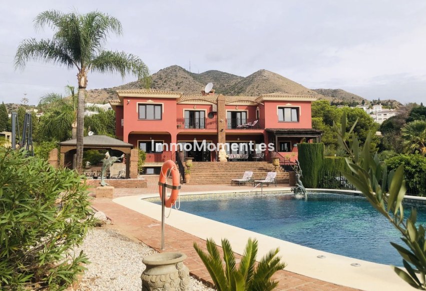 Wiederverkauf - Villa - Benalmadena - Benalmadena Centro