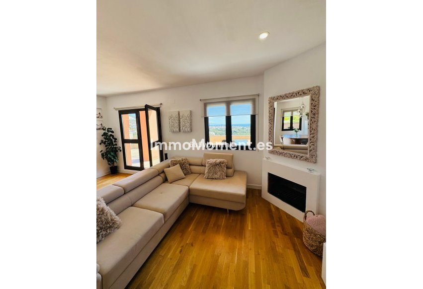 Wiederverkauf - Villa - Benalmadena - Benalmadena Pueblo