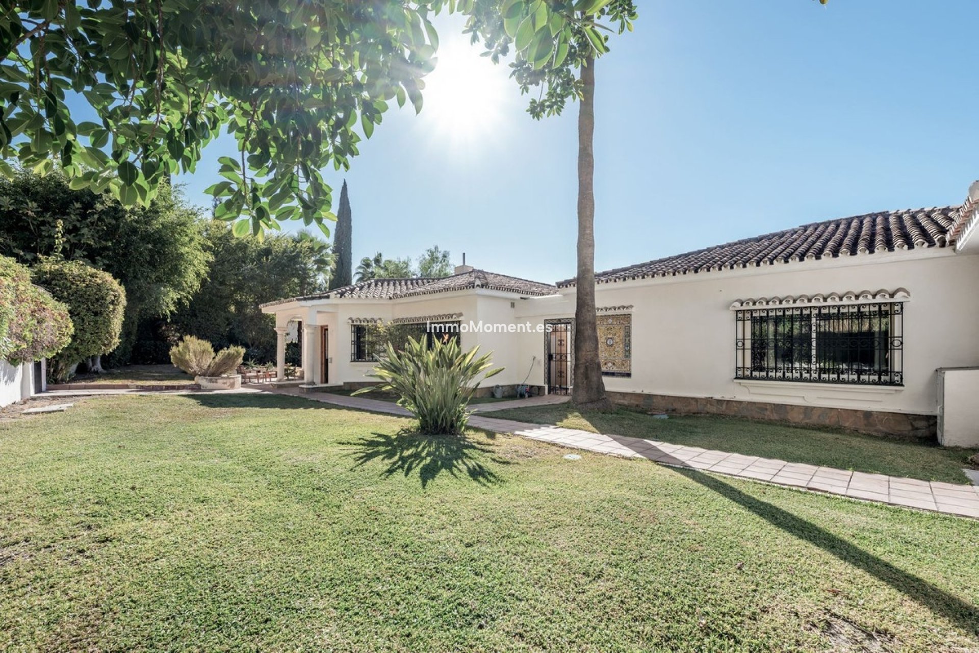 Wiederverkauf - Villa - El Paraiso - New Golden Mile