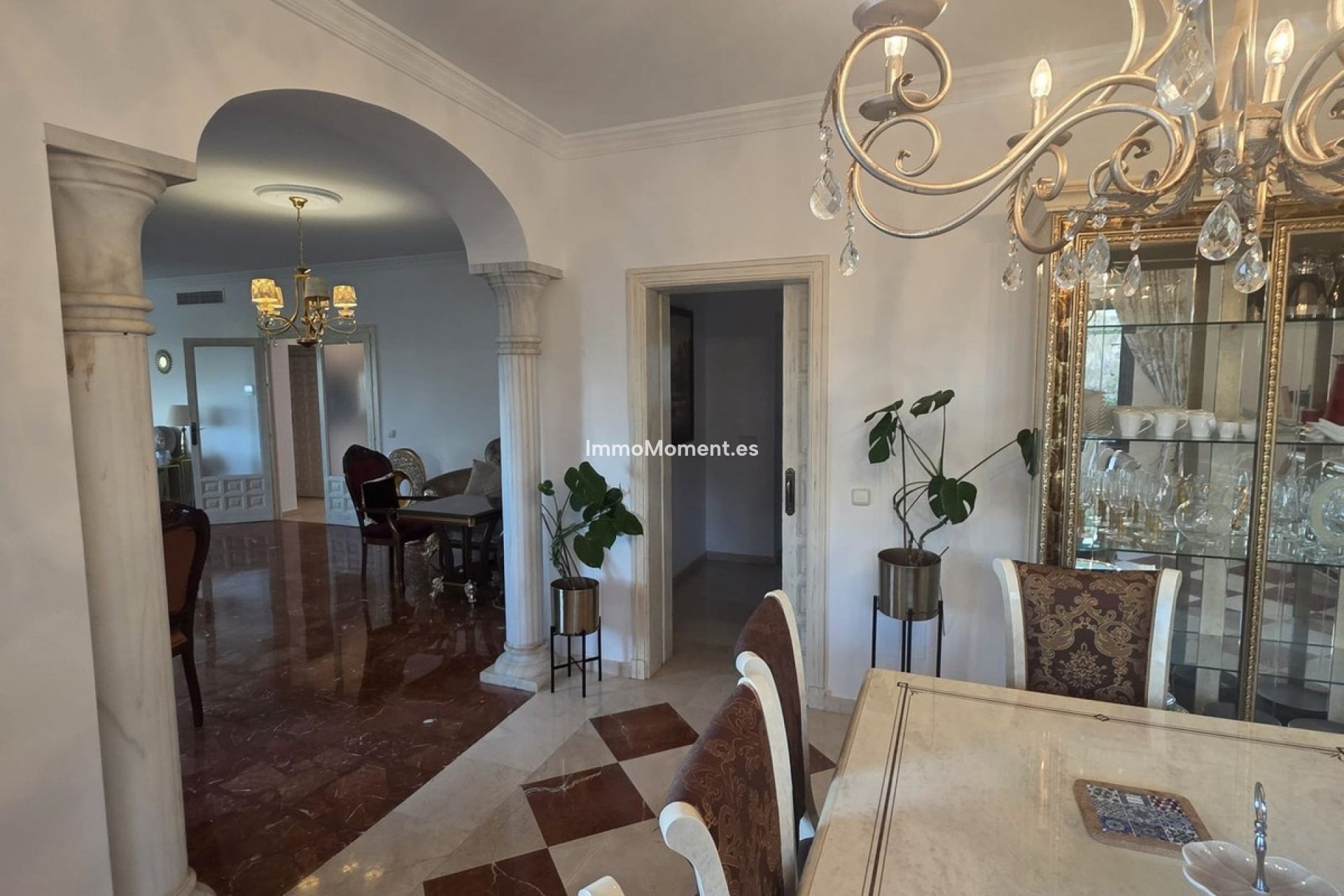 Wiederverkauf - Villa - El Paraiso - New Golden Mile