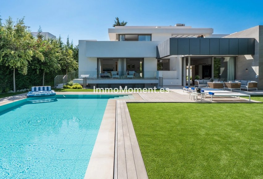 Wiederverkauf - Villa - El Paraiso - New Golden Mile